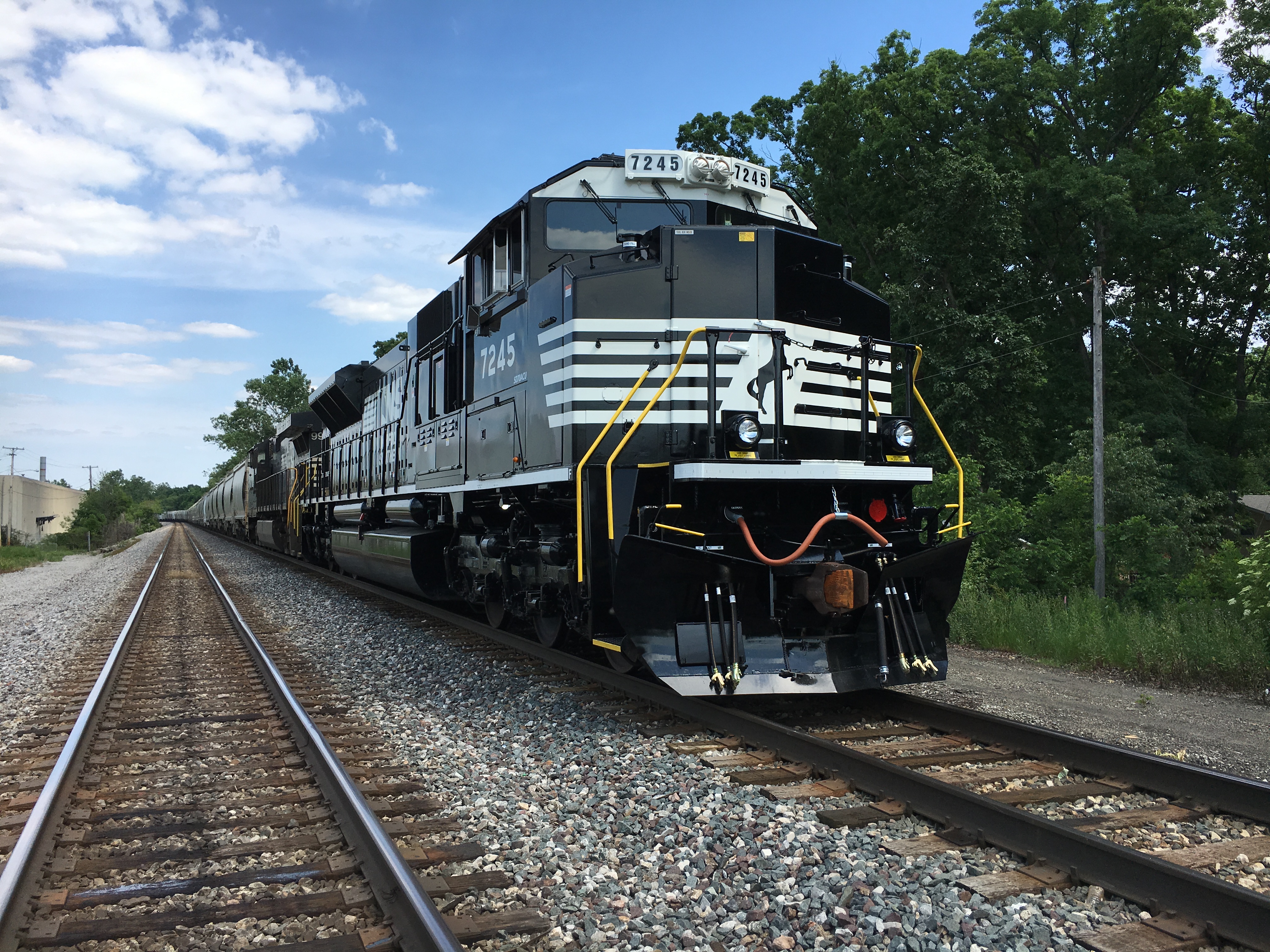 NS SD70 Photo 2